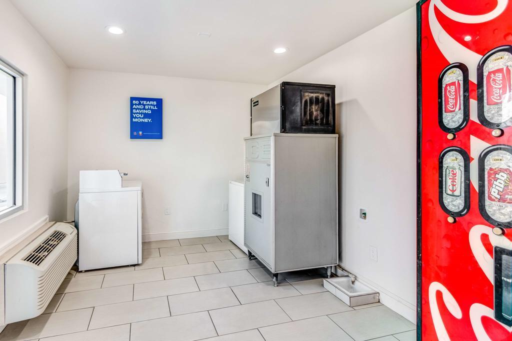 Motel 6-Visalia, Ca Экстерьер фото